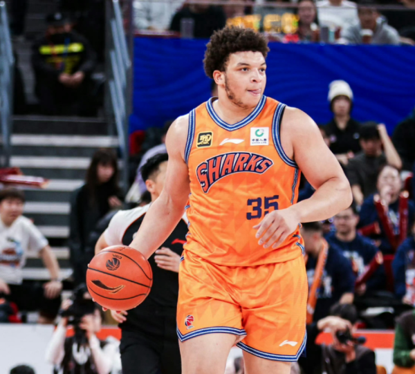 恒盈配资 确定！洛夫顿与上海达百万年薪签约，但仍需再签一大外弥补针对！